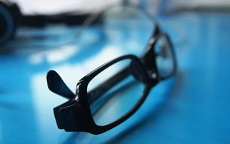 框架眼镜的知识,福州买隐形眼镜,福州彩色隐形眼镜,眼镜批发
